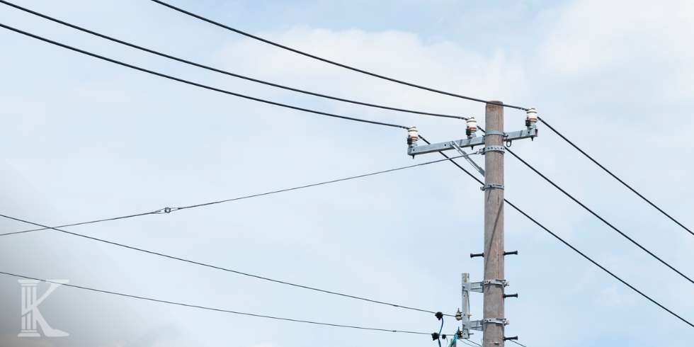 Słup wysokiego napięcia