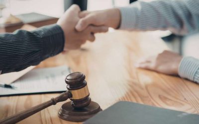 Ugoda frankowa czy pozew? Porównanie korzyści, ryzyk i skutków prawnych