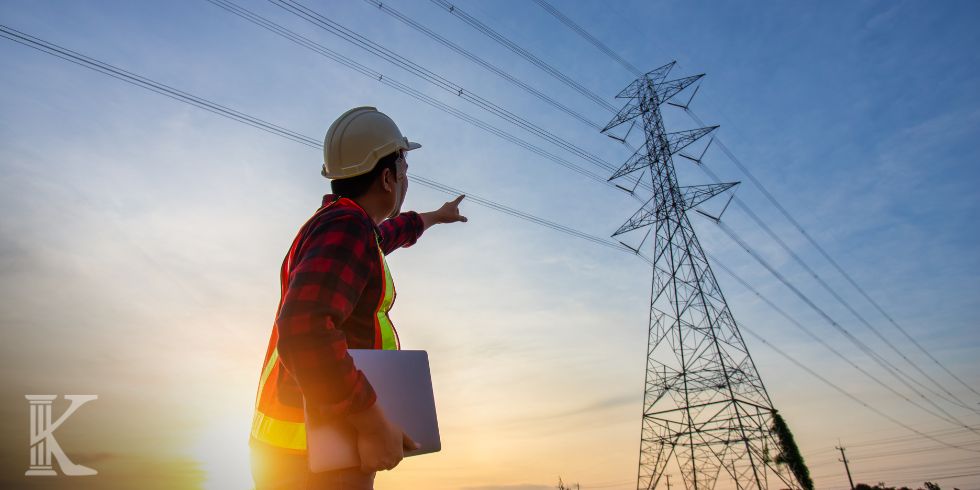 prace przy słupach energetycznych