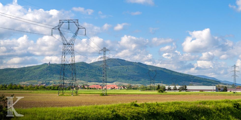 linie energetyczne na prywatnych działkach